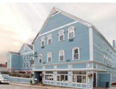Hotel Arms 4*